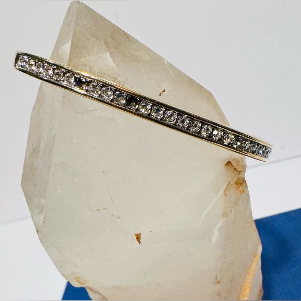 Vintage Swarovski Clear Crystal Hinged Bangle Bracelet *missing stones* - Picture 2 of 15
